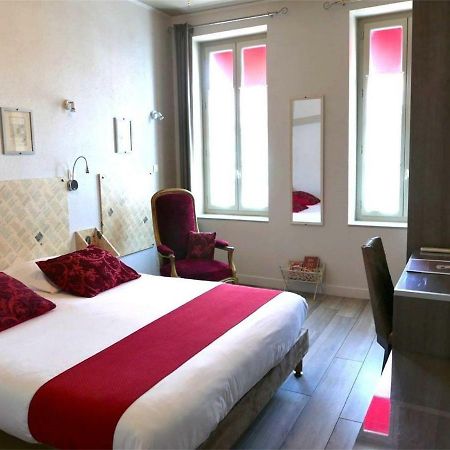 Hotel Mille Et Une Feuilles La Charité-sur-Loire Екстериор снимка