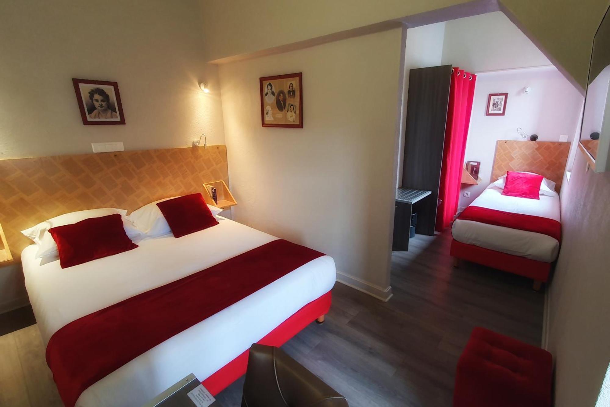 Hotel Mille Et Une Feuilles La Charité-sur-Loire Екстериор снимка
