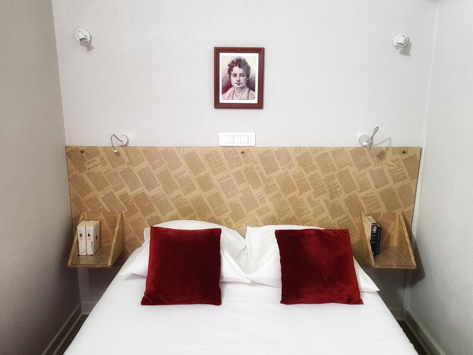 Hotel Mille Et Une Feuilles La Charité-sur-Loire Екстериор снимка