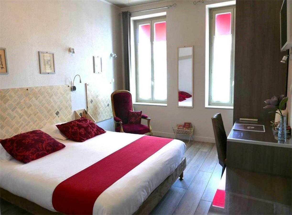 Hotel Mille Et Une Feuilles La Charité-sur-Loire Екстериор снимка